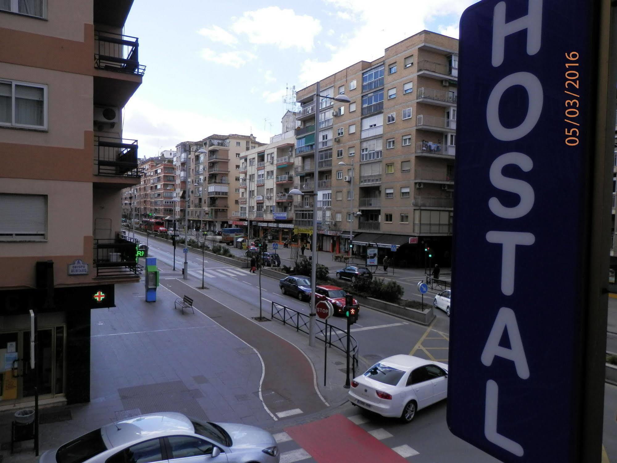 Hostal Nevot Granada Ngoại thất bức ảnh